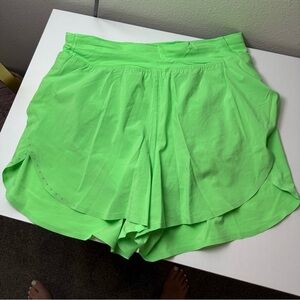 Lululemon Like Green Short in Size 6